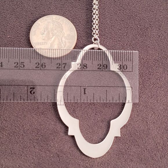 New ELLE Sterling Quatrefoil Modern Openwork Statement Necklace - Picture 7 of 10